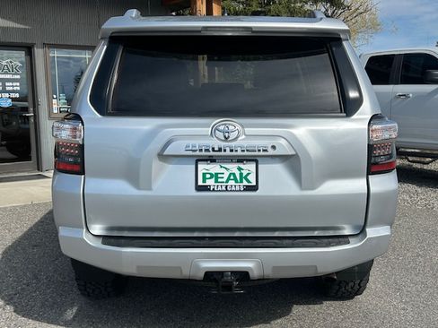 Used 2015 Toyota 4Runner SR5 Premium image 8