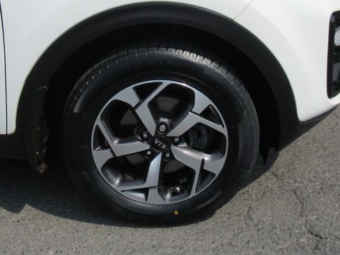 Used 2020 Kia Sportage AWD LX image 25