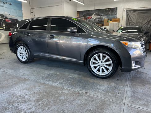 Used 2011 Toyota Venza image 9