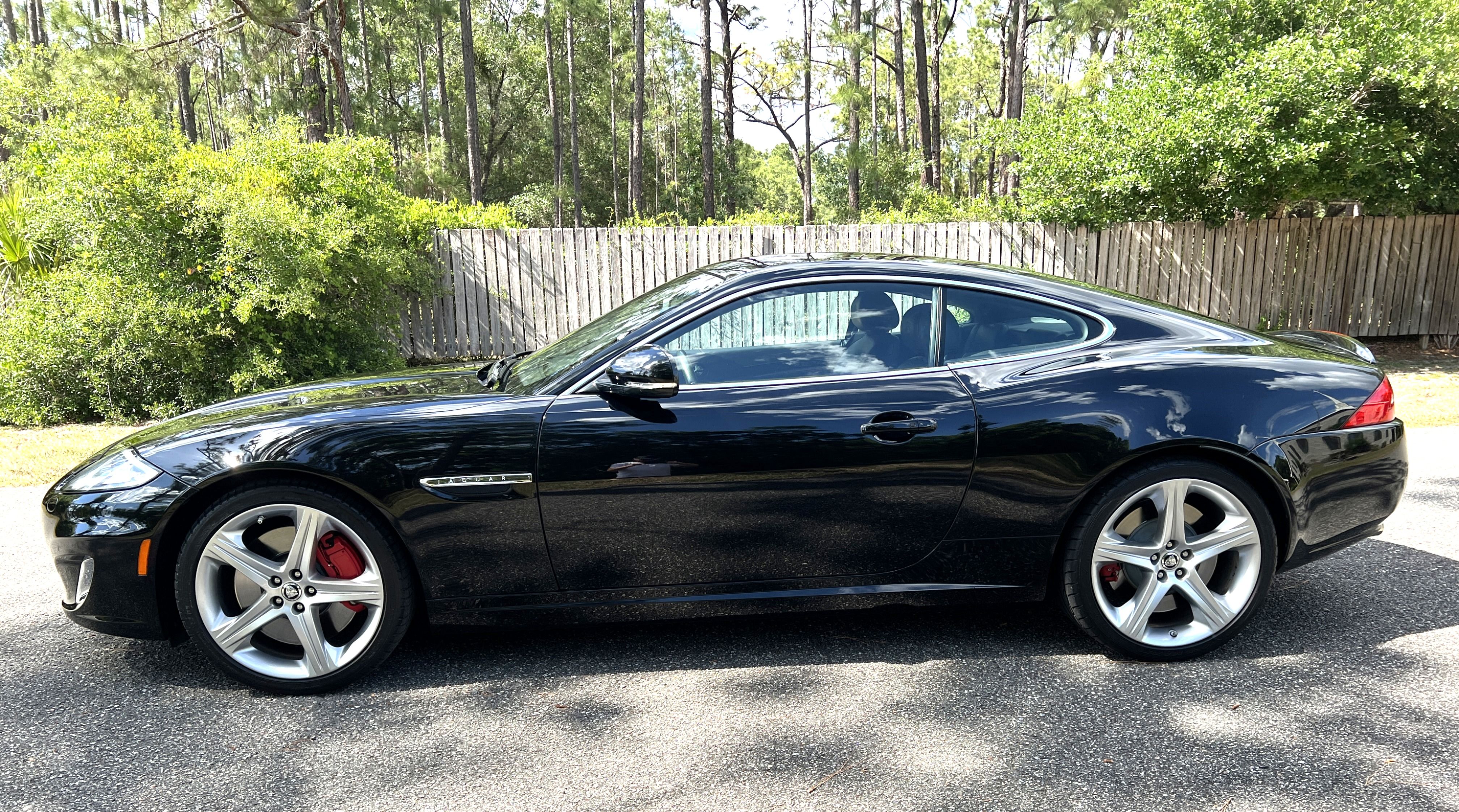 Used 2013 Jaguar XK R Coupe RWD image 6