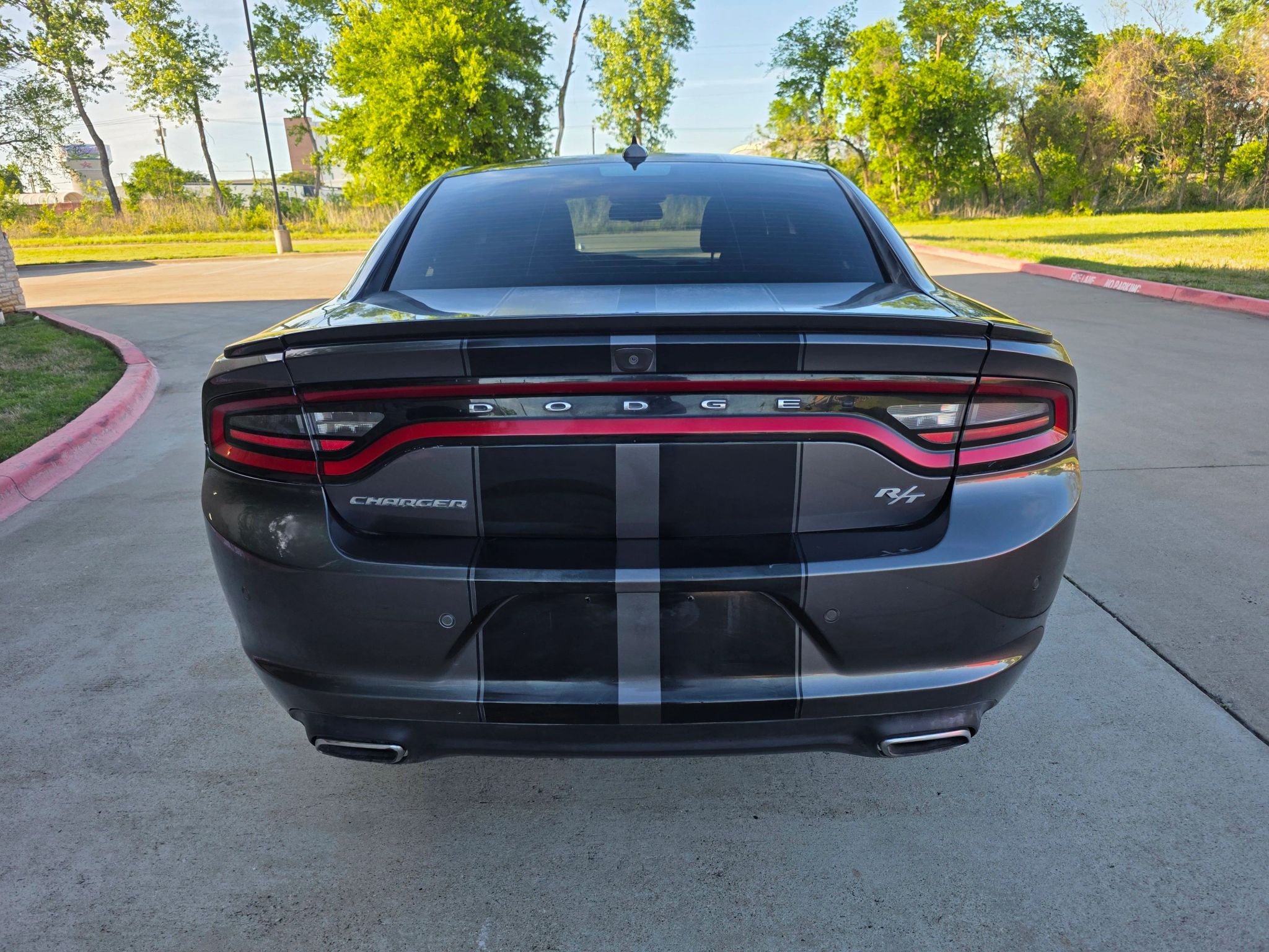 Used 2018 Dodge Charger R/T RWD image 5