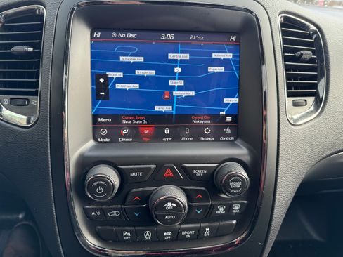 Used 2018 Dodge Durango GT image 25