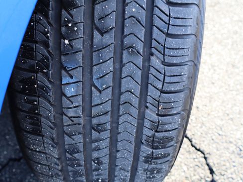 Used 2024 Chevrolet Camaro 1LT image 31