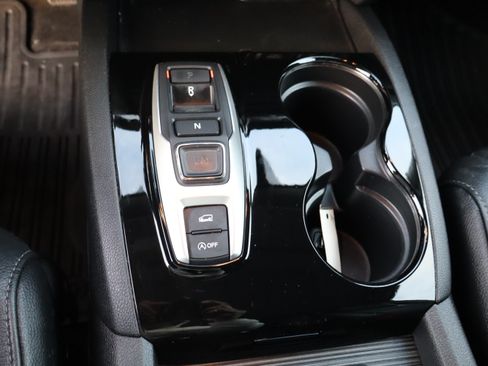 Used 2016 Honda Pilot Touring image 34