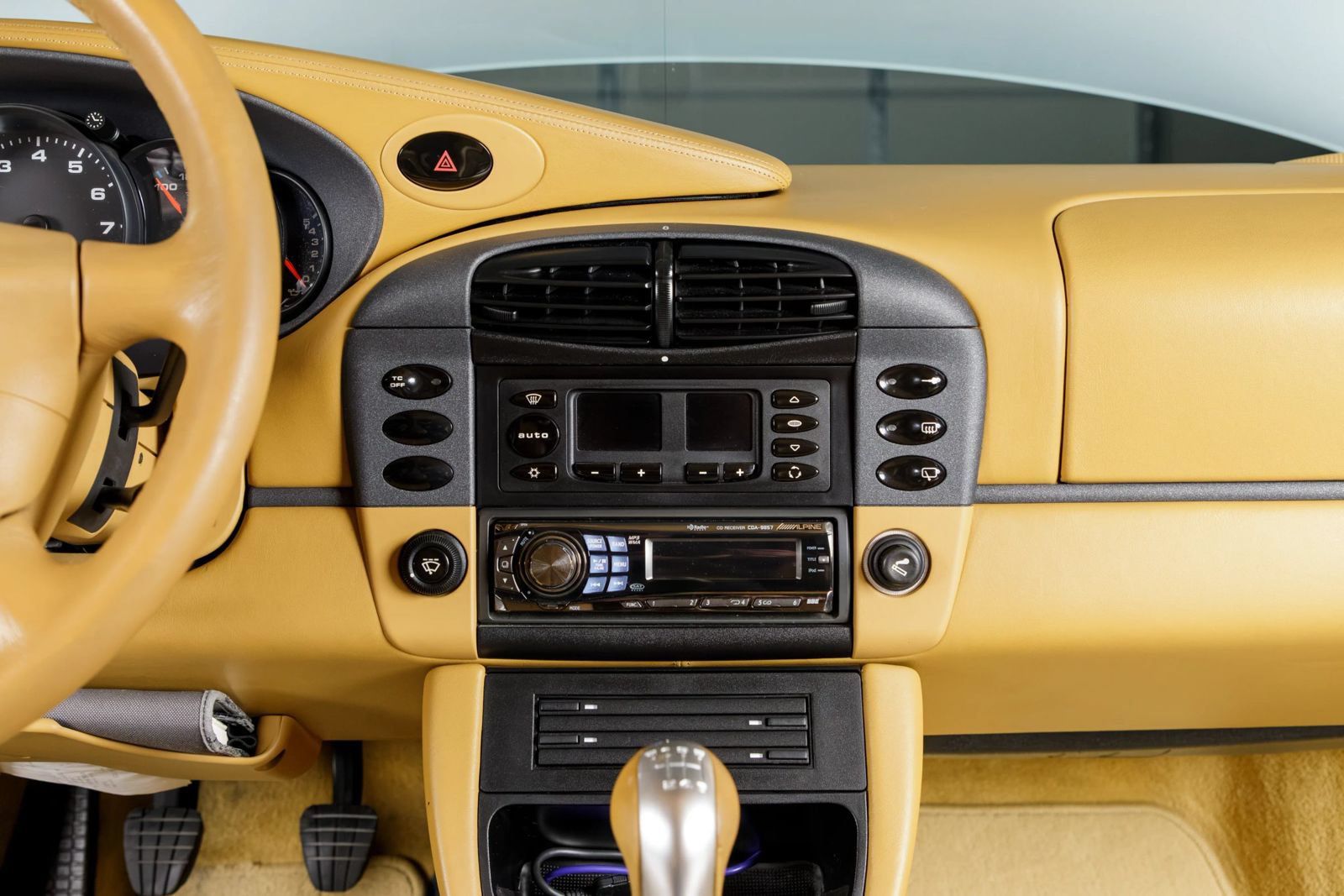Used 1999 Porsche 911 Carrera image 18