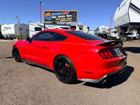 Used 2021 Ford Mustang Shelby GT500 image 1
