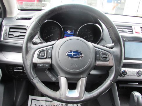 Used 2015 Subaru Outback 2.5i Premium AWD/4WD image 17