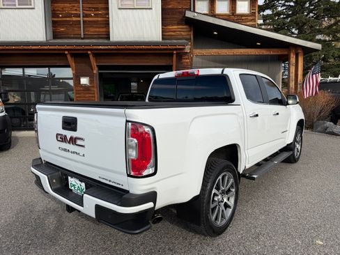 Used 2021 GMC Canyon Denali image 6