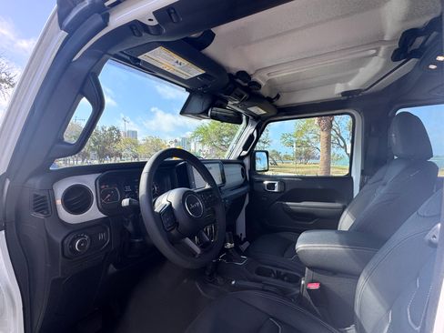 Used 2024 Jeep Wrangler 4WD Unlimited Sport image 46