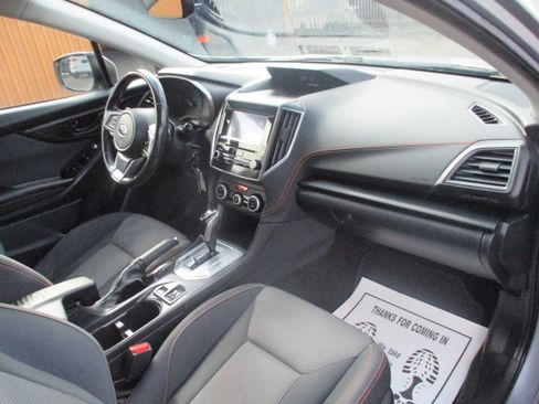 Used 2021 Subaru Crosstrek 2.0i Premium AWD/4WD image 3