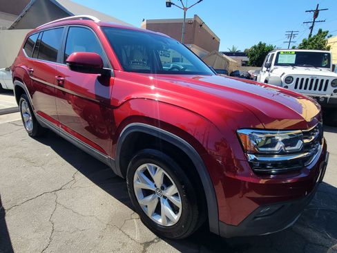 Used 2018 Volkswagen Atlas SE image 2