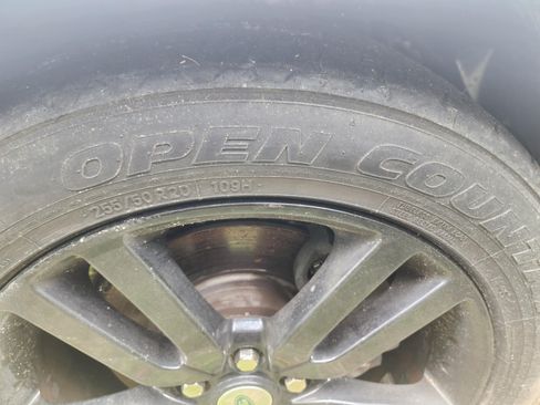 Used 2011 Land Rover LR4 HSE image 17