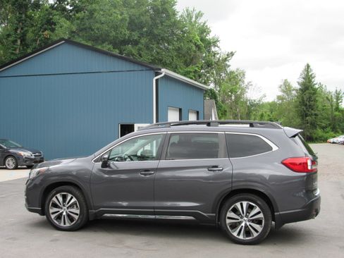 Used 2019 Subaru Ascent Limited 7-Passenger AWD/4WD image 4