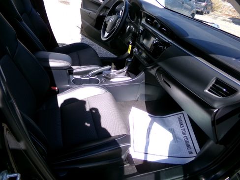 Used 2016 Toyota Corolla S Plus image 15