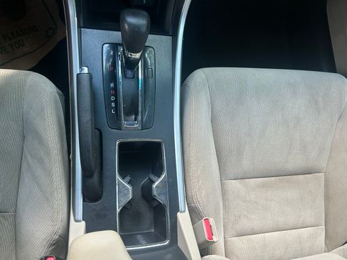 Used 2013 Honda Accord EX Sedan image 18