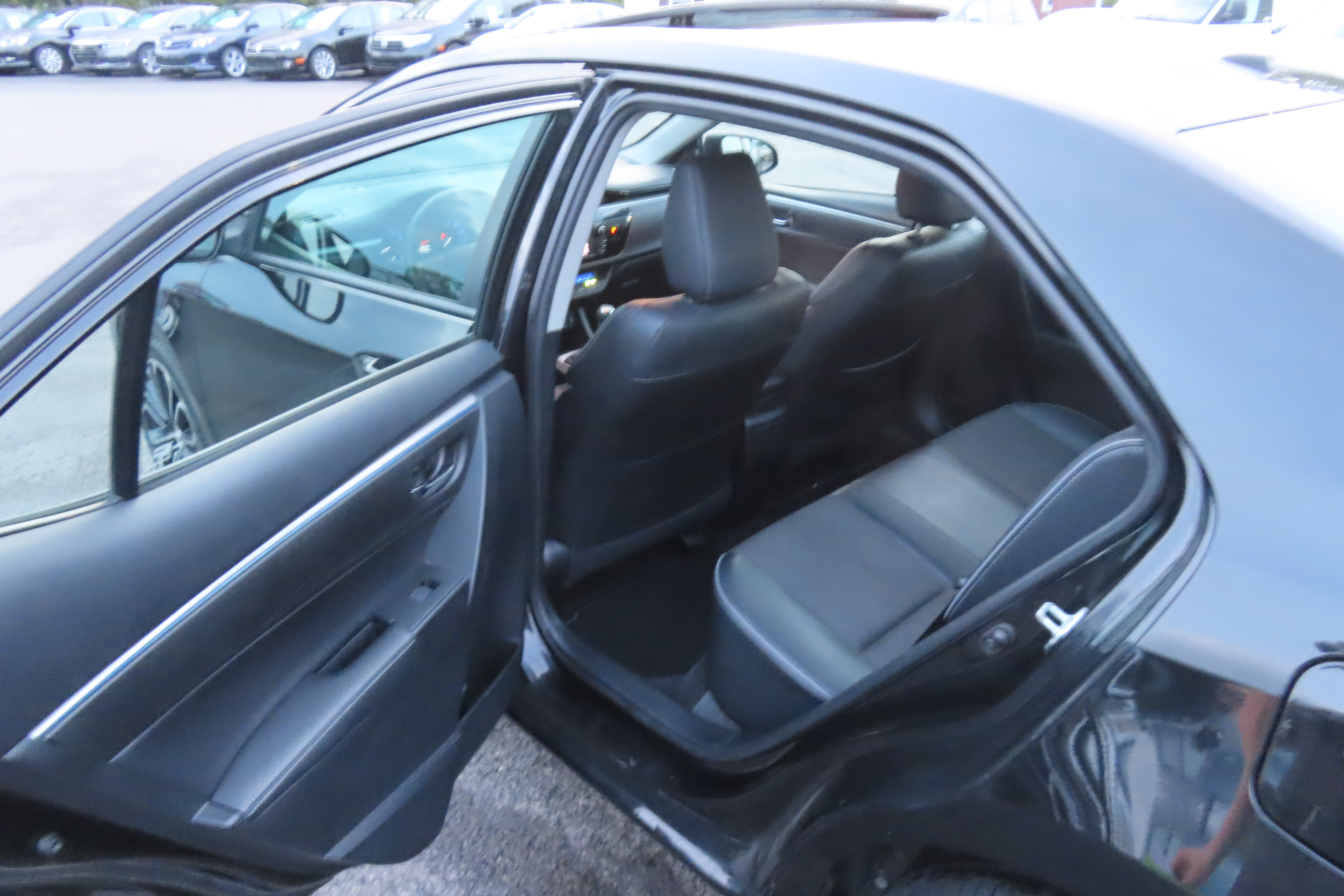 Used 2016 Toyota Corolla S Plus Sedan 4D FWD image 24