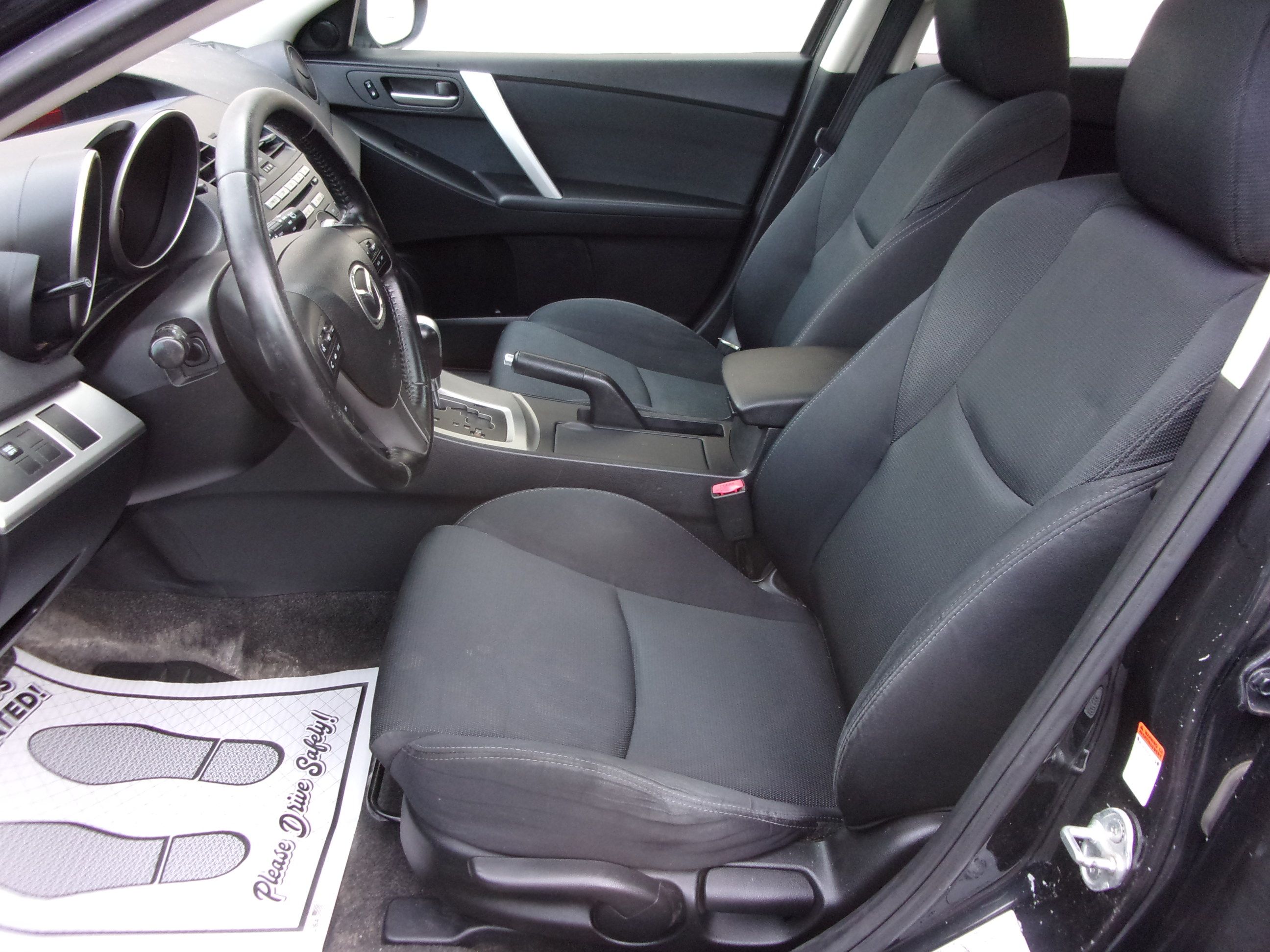 Used 2010 MAZDA MAZDA3 s Hatchback FWD image 8