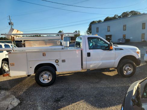 Used 2013 Ford F350 XL image 5