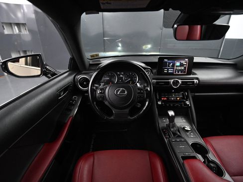 Used 2022 Lexus IS 300 image 20