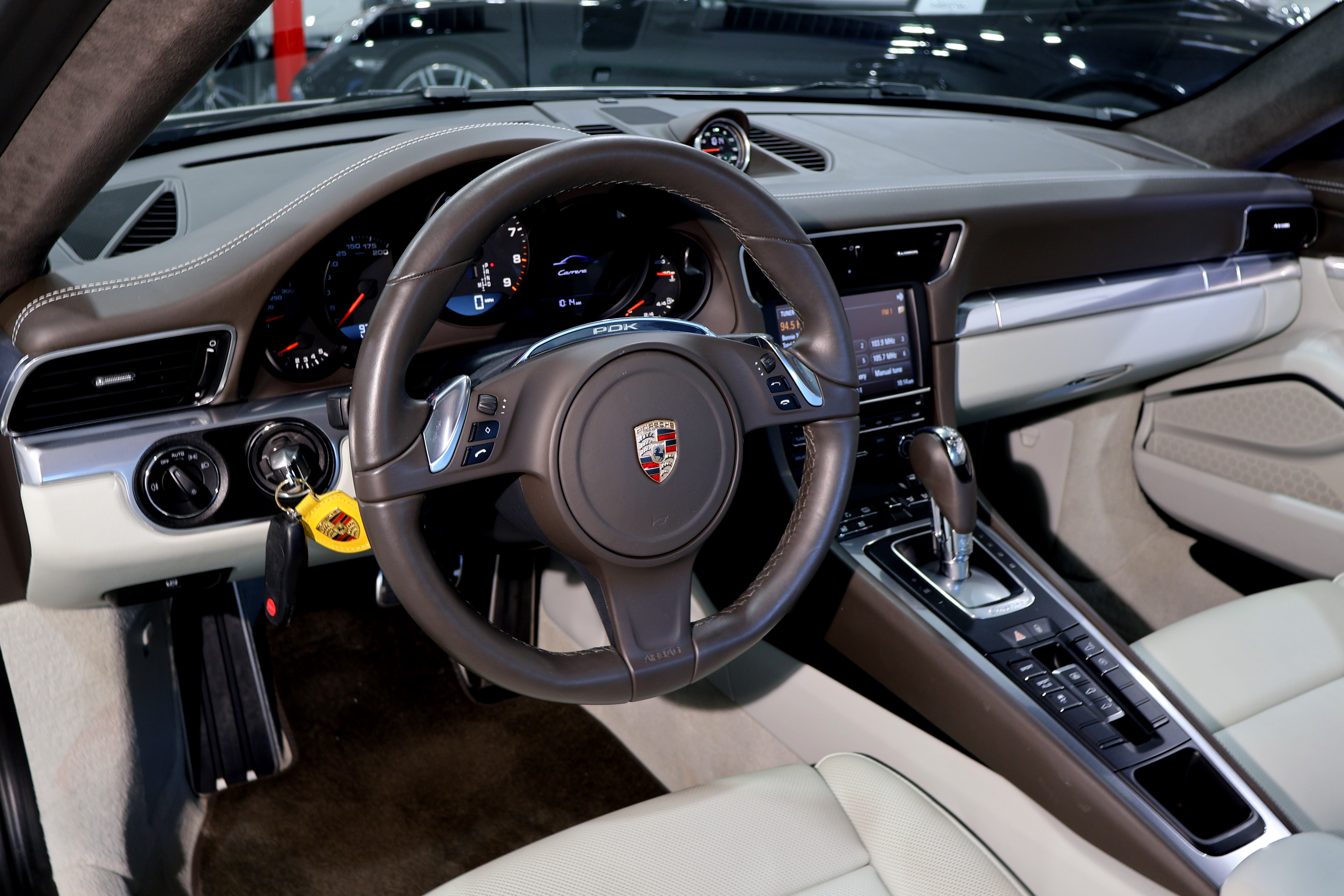 Used 2013 Porsche 911 Carrera RWD image 20