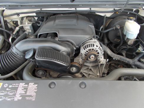 Used 2013 Chevrolet Silverado 1500 LT image 12