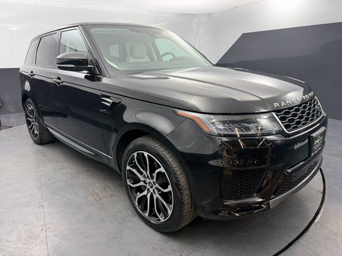 Used 2020 Land Rover Range Rover Sport HSE image 9