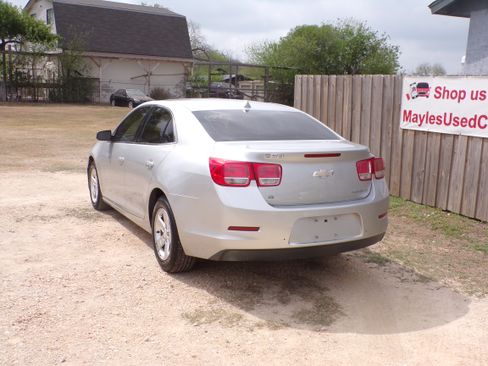 Used 2014 Chevrolet Malibu LT image 3