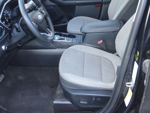 Used 2021 Ford Escape SE image 8