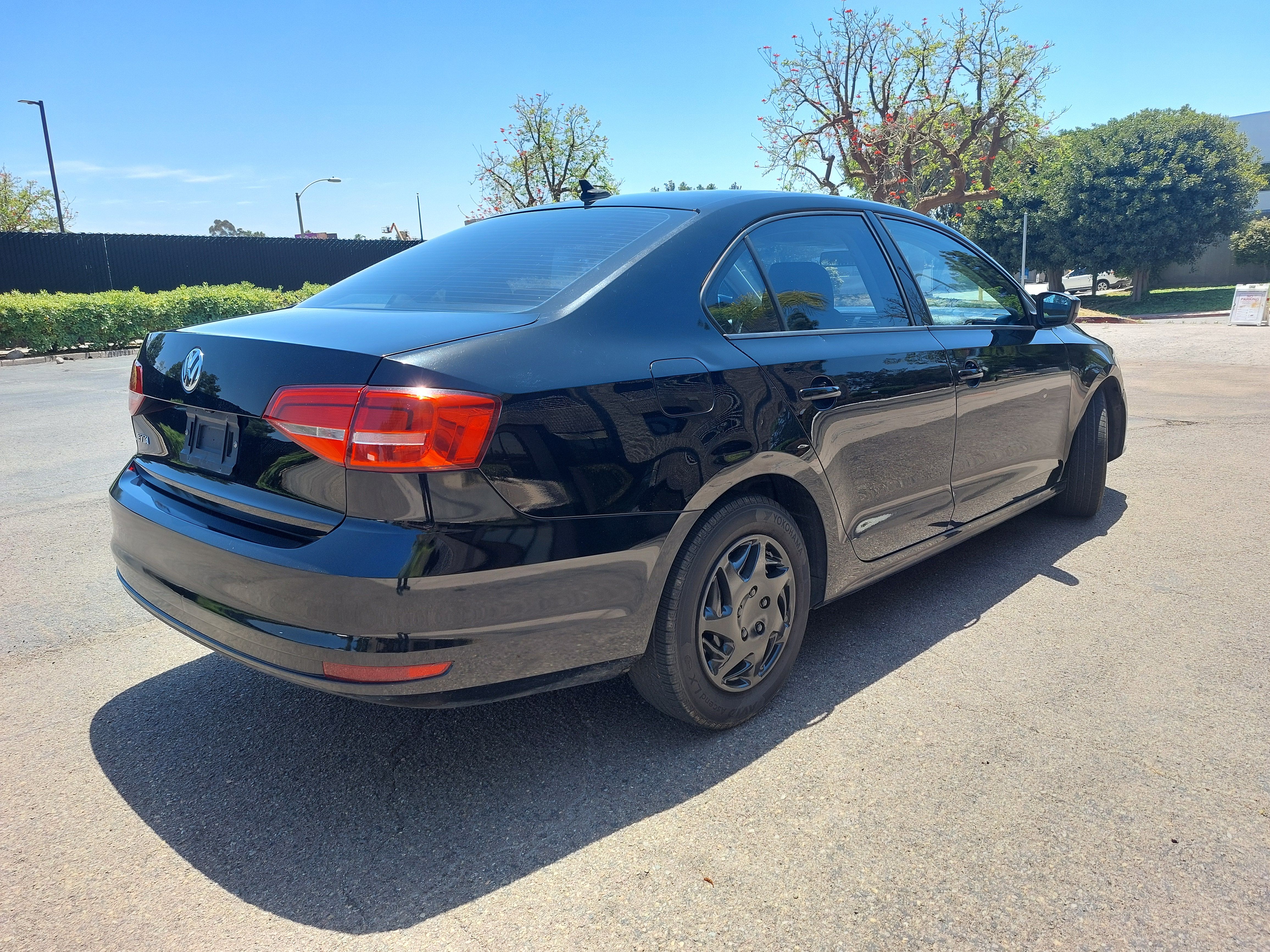 Used 2015 Volkswagen Jetta S Sedan FWD image 4