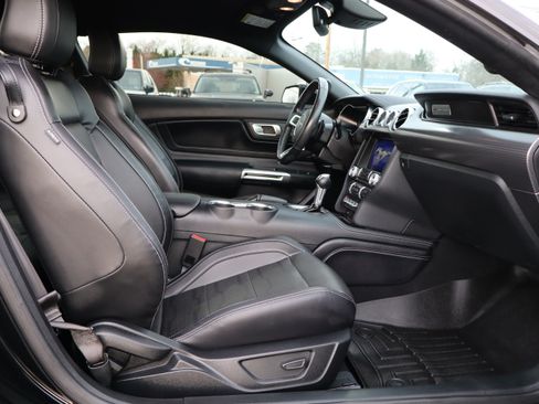 Used 2021 Ford Mustang GT Premium image 16