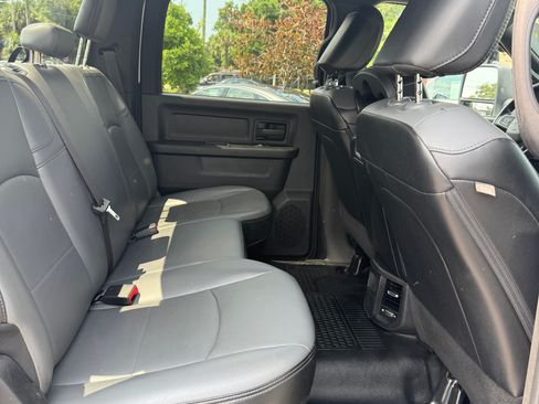 Used 2024 RAM 2500 4x4 Crew Cab Tradesman image 16