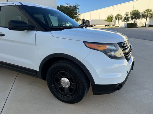 Used 2013 Ford Explorer image 46