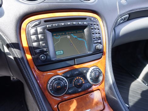 Used 2003 Mercedes-Benz SL 55 AMG image 17