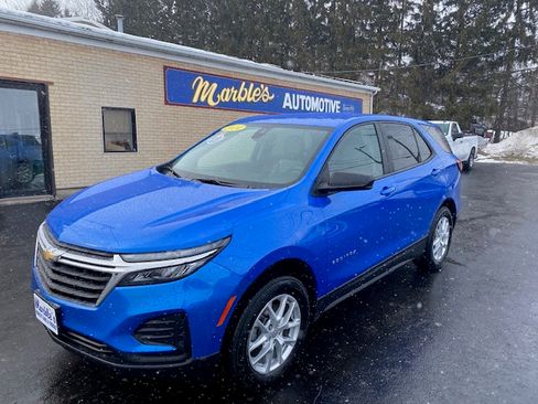 Used 2024 Chevrolet Equinox LS image 1