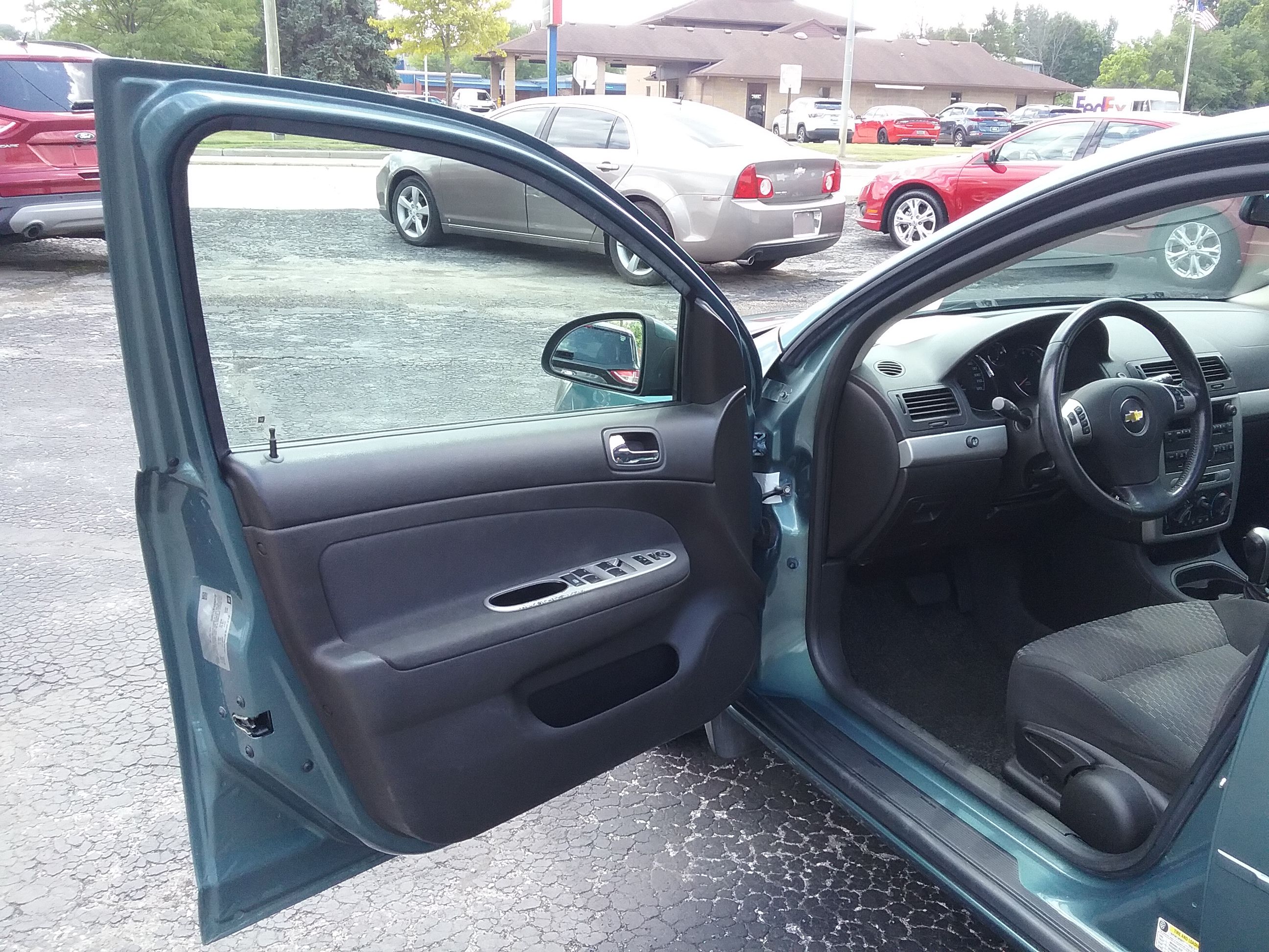 Used 2010 Chevrolet Cobalt LT Sedan w/ 1LT FWD image 22