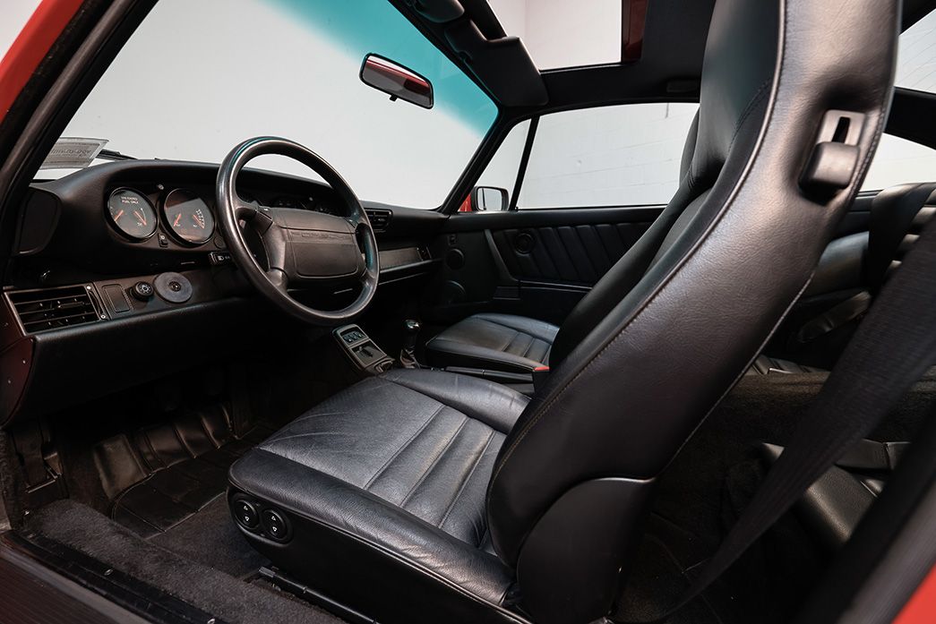 Used 1990 Porsche 911 Coupe RWD image 9