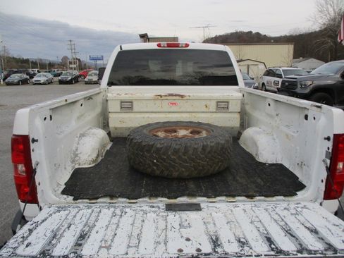 Used 2011 Chevrolet Silverado 2500 LT image 16