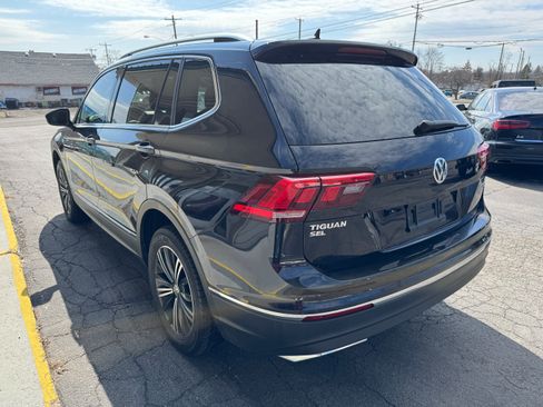 Used 2018 Volkswagen Tiguan SEL image 4