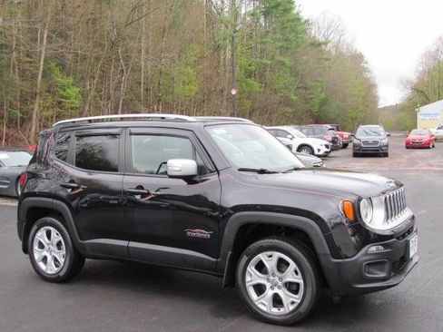 Used 2016 Jeep Renegade 4WD Limited image 9