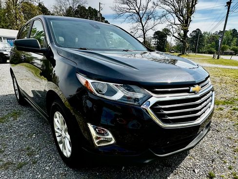Used 2020 Chevrolet Equinox LS image 5