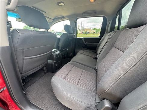 Used 2014 Nissan Titan image 14