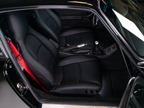 Used 1996 Porsche 911 Turbo image 69