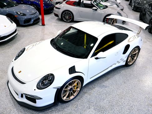Used 2016 Porsche 911 GT3 RS RWD image 5