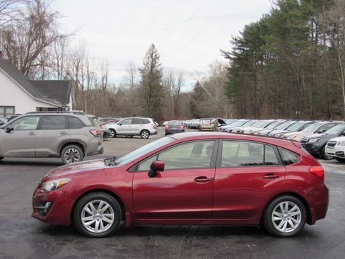 Used 2016 Subaru Impreza 2.0i Premium image 4