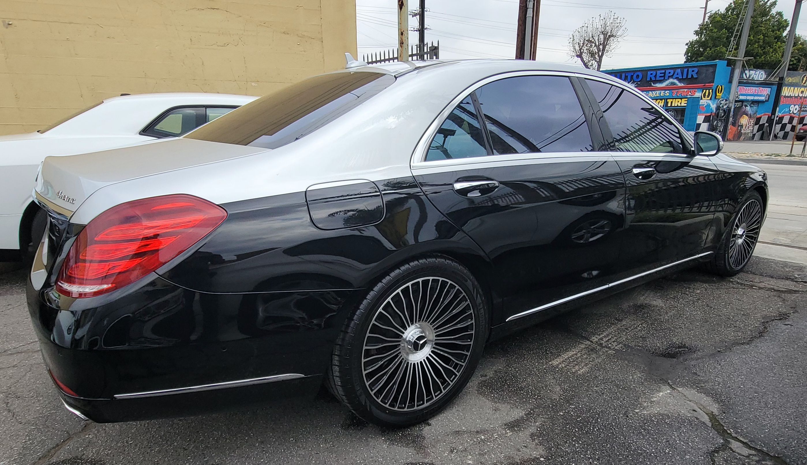 Used 2017 Mercedes-Benz S 550 4MATIC Sedan image 5