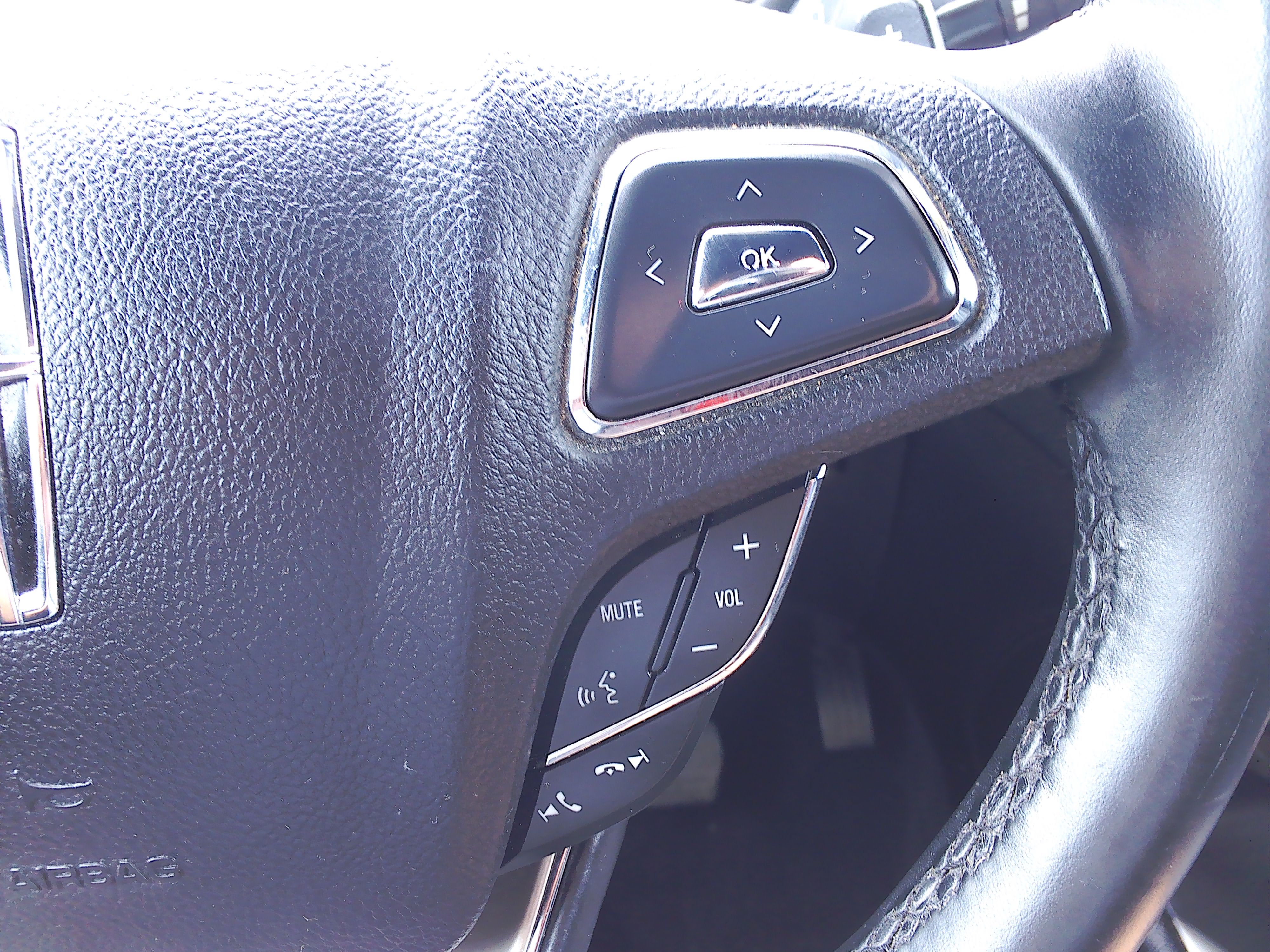 Used 2015 Lincoln MKC FWD image 30