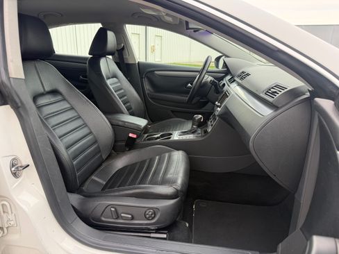 Used 2012 Volkswagen CC Sport FWD image 15