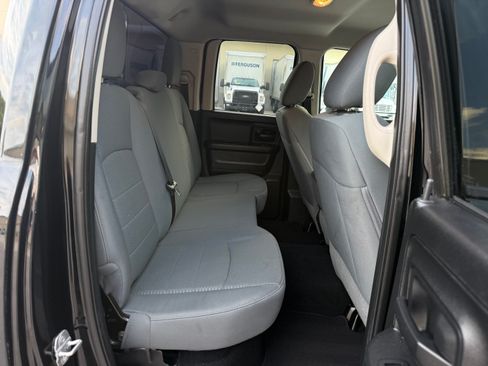 Used 2014 RAM 1500 ST RWD image 18