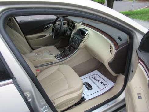 Used 2012 Buick LaCrosse Premium FWD image 15