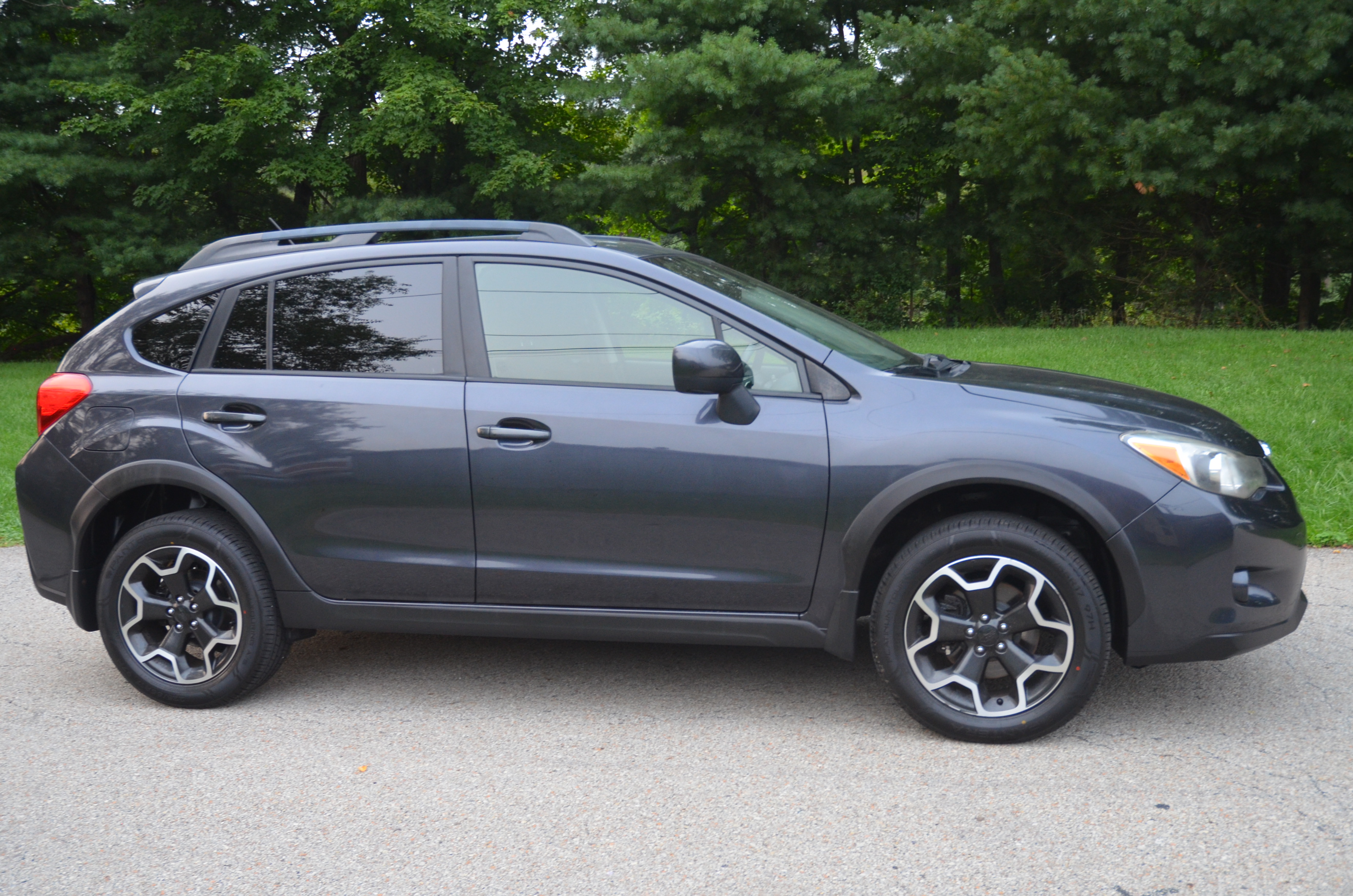 Used 2014 Subaru XV Crosstrek 2.0i Limited AWD/4WD image 5